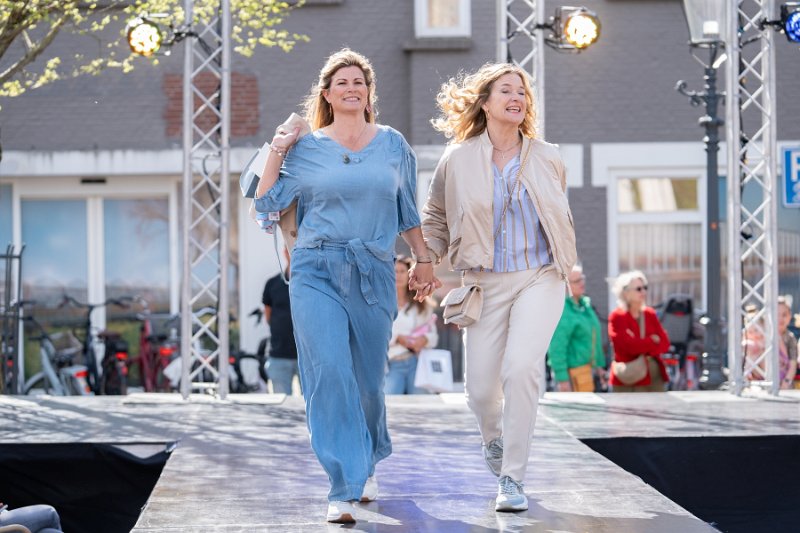 Modeshow 106_.jpg